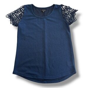 The Limited-  Lace short Sleeve round Neck knit summer Top- Size M - Navy